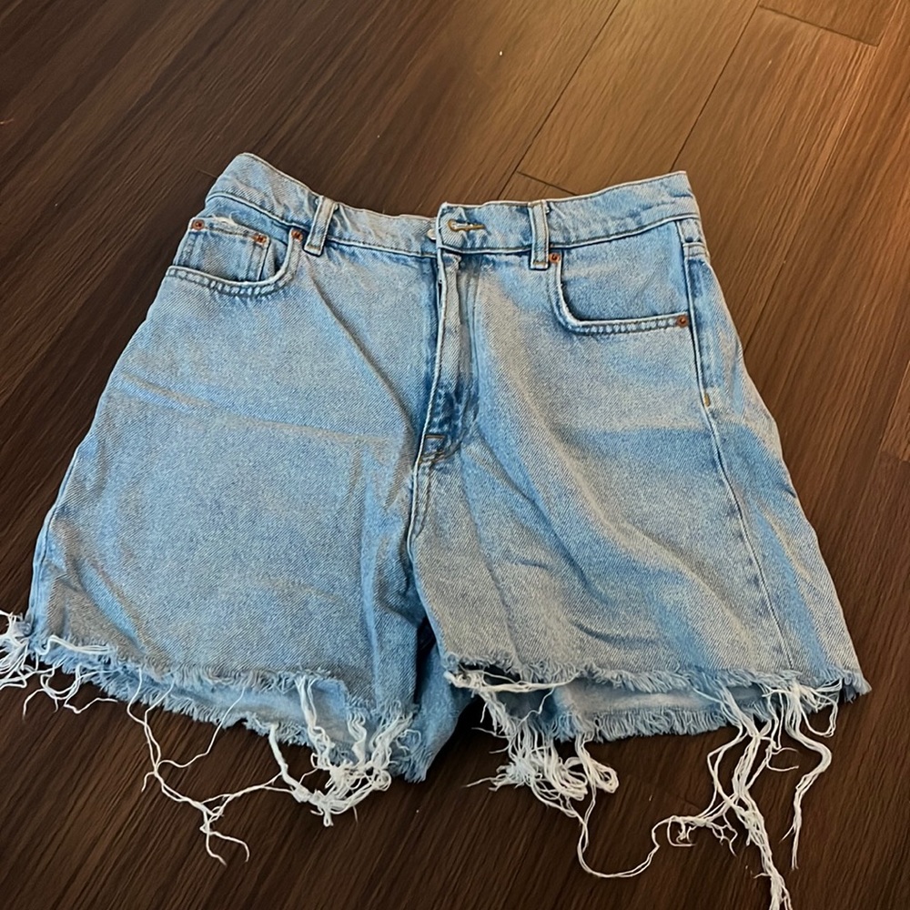 ZARA 90’s SHORT LONG SHORTS SO SO CUTE!!!
